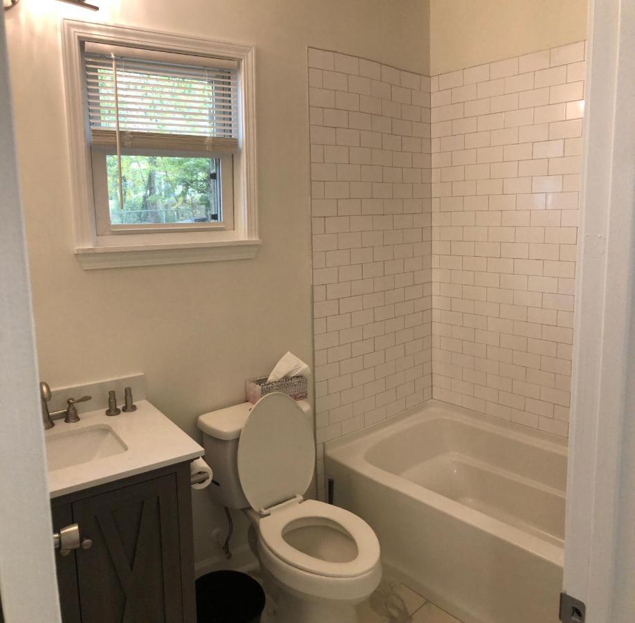 Lakewoodlyon Park Renovated Cottage Near Duke 23A ダーラム エクステリア 写真